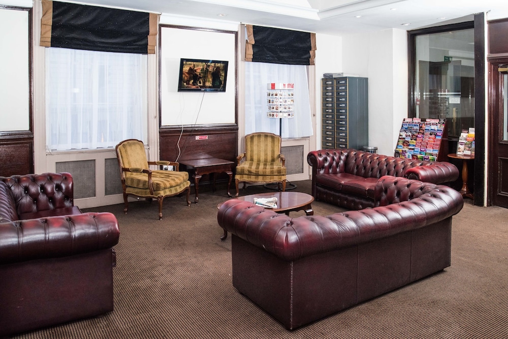 ROSE COURT HOTEL 36/49
