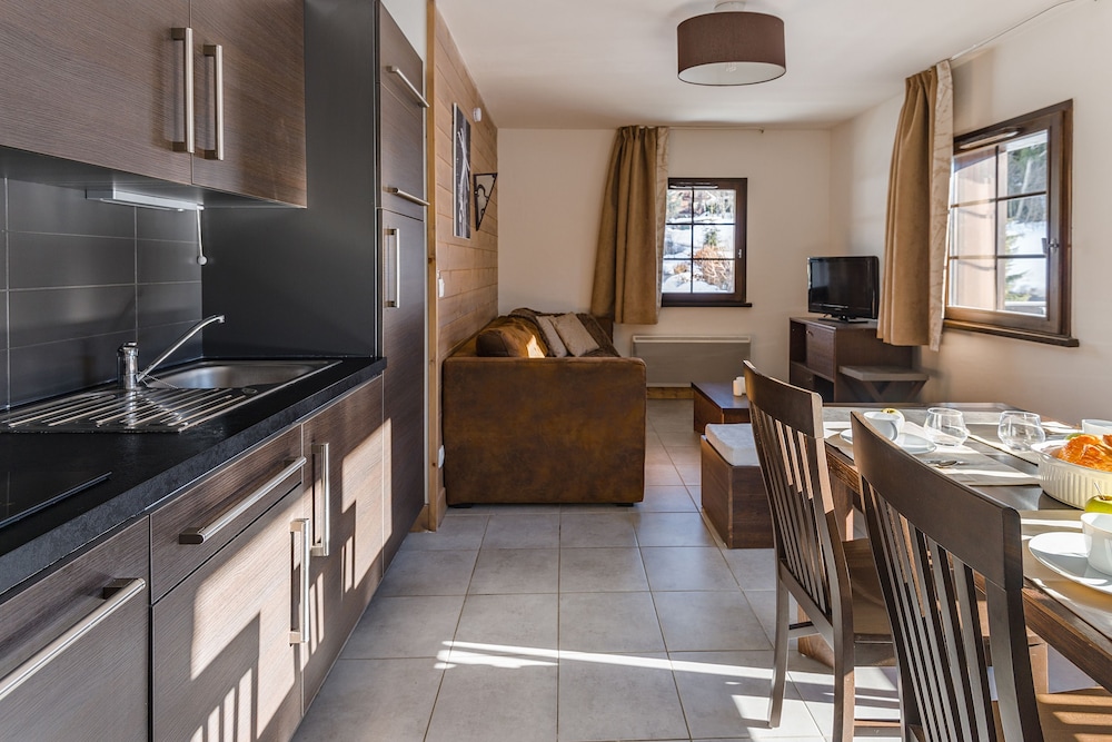 Lagrange Vacances Les Fermes Emiguy 24/30