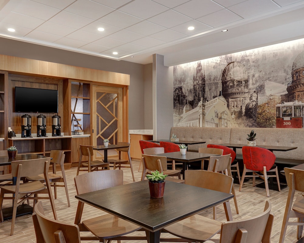 Hyatt Place Ottawa West 33/50