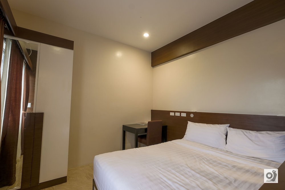 Bed+Bath Serviced Suites 21/66