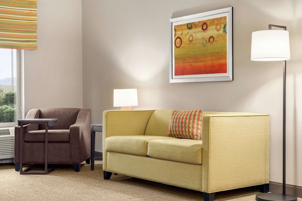 Hampton Inn Athens, OH 20/39
