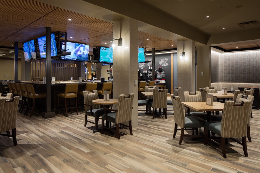 Isle Casino Hotel Bettendorf 34/51