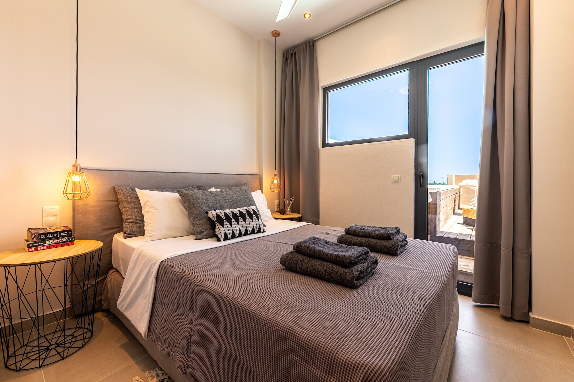 2 BEDROOMS, LUXURY, APARTMENT, SEA VIEW, PRIVATE POOL