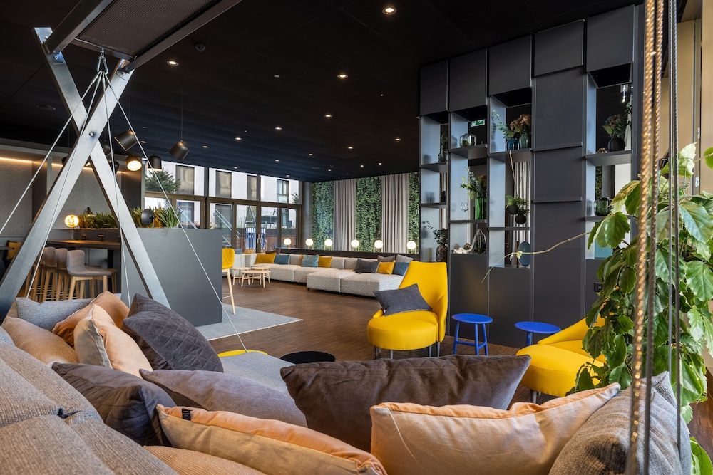 Radisson Hotel & Suites Zurich 31/50