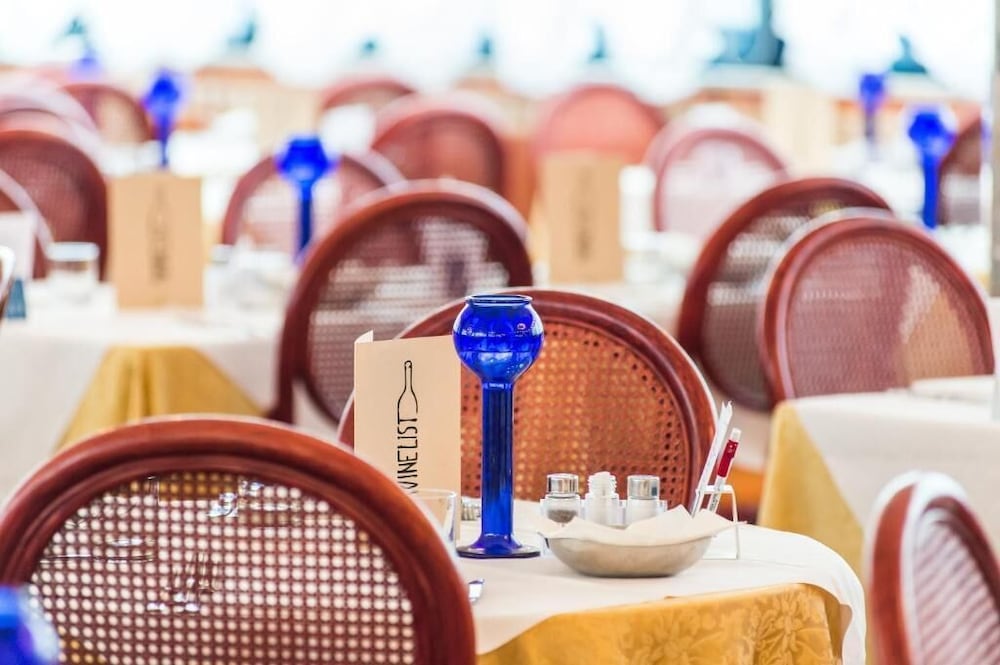 Brioni Sea Hotel 40/50