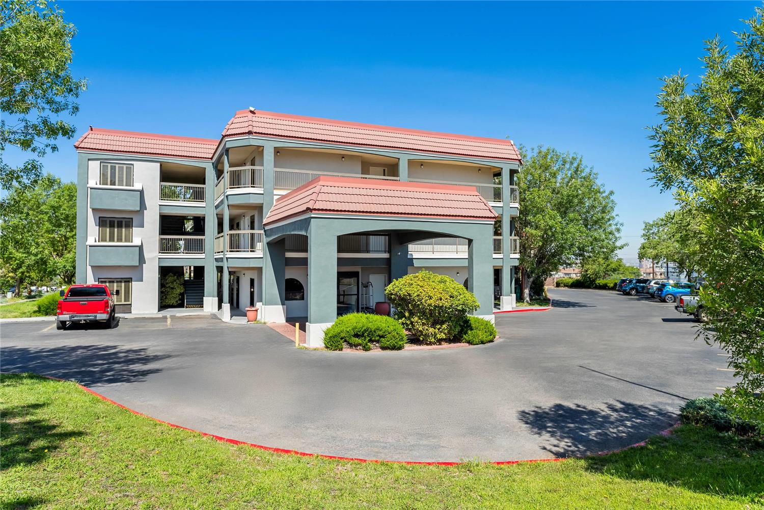 Quality Inn & Suites Sunport Airport Albuquerque 28/28