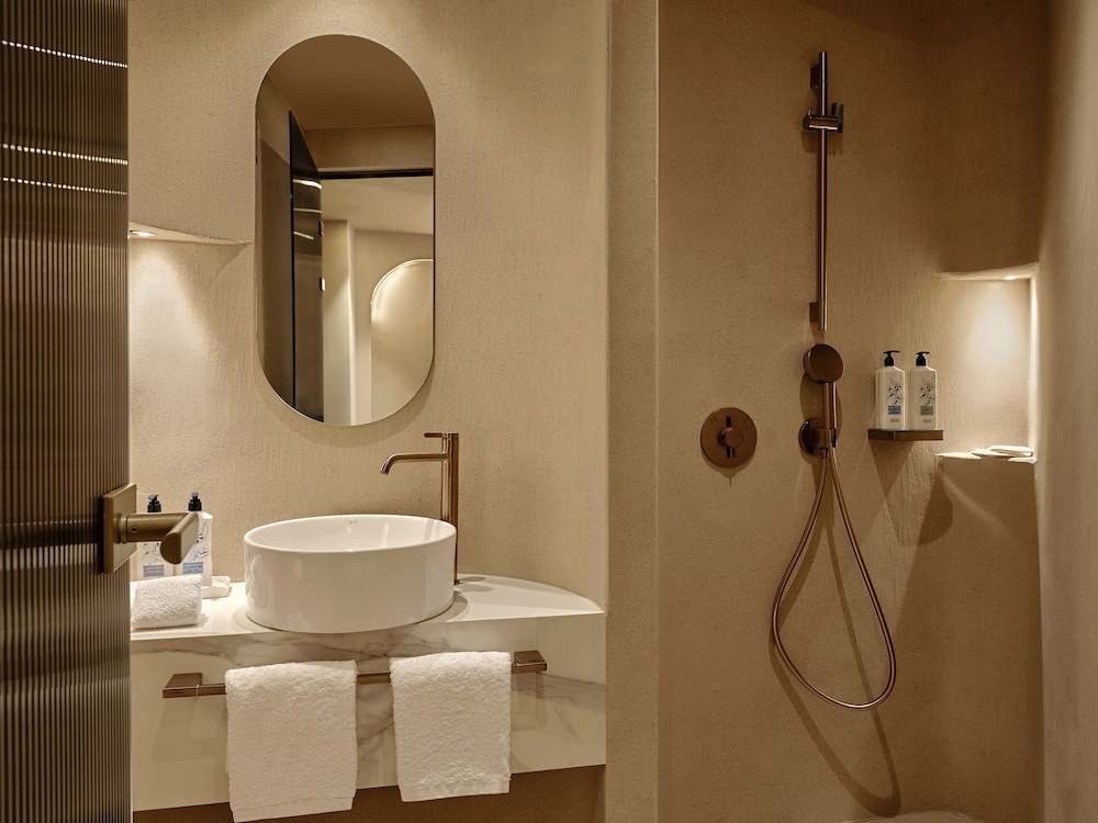 Hotel Porto Antico 20/23