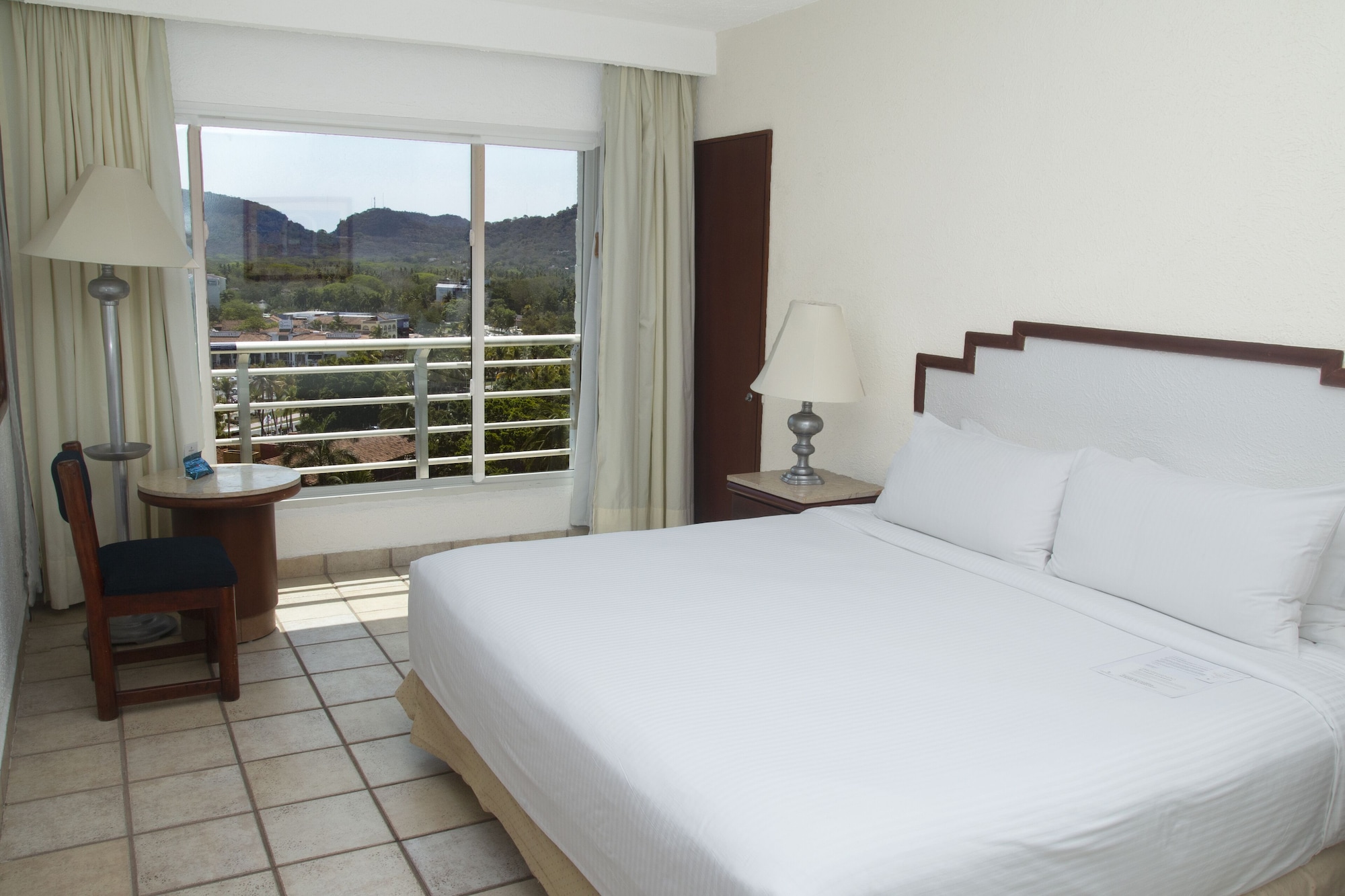 Standard, 2 Double Beds