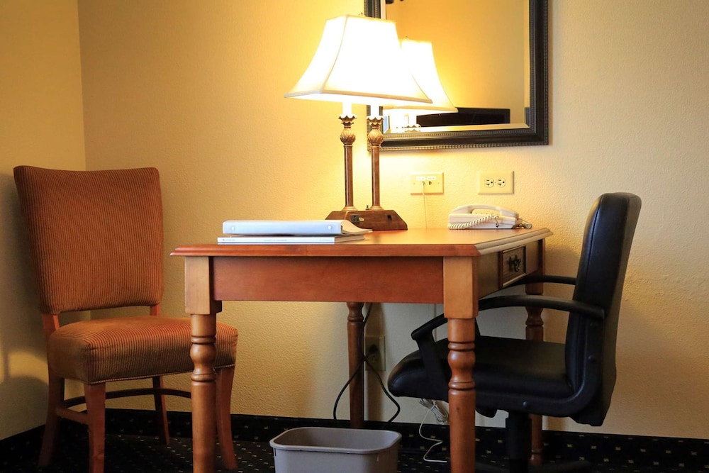 Hampton Inn Easton 50/62