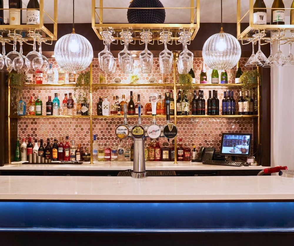 Shaw Hill Golf Resort & Spa Hotel 43/50