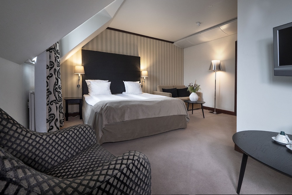 Hotel Mayfair 13/67