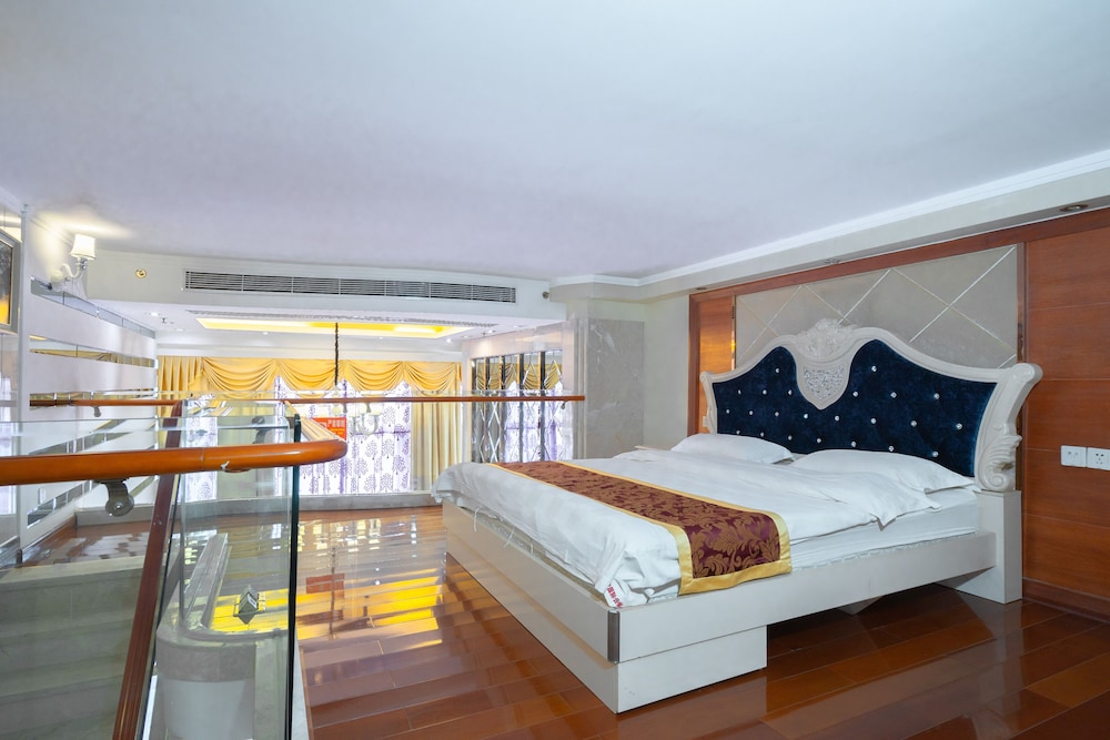 Louidon Mega Apartment Hotel of Kam Rueng Plaza Sunshine 45/77