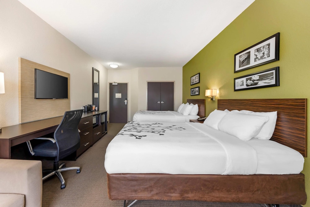 Upgrade, Suite, 2 Queen Beds