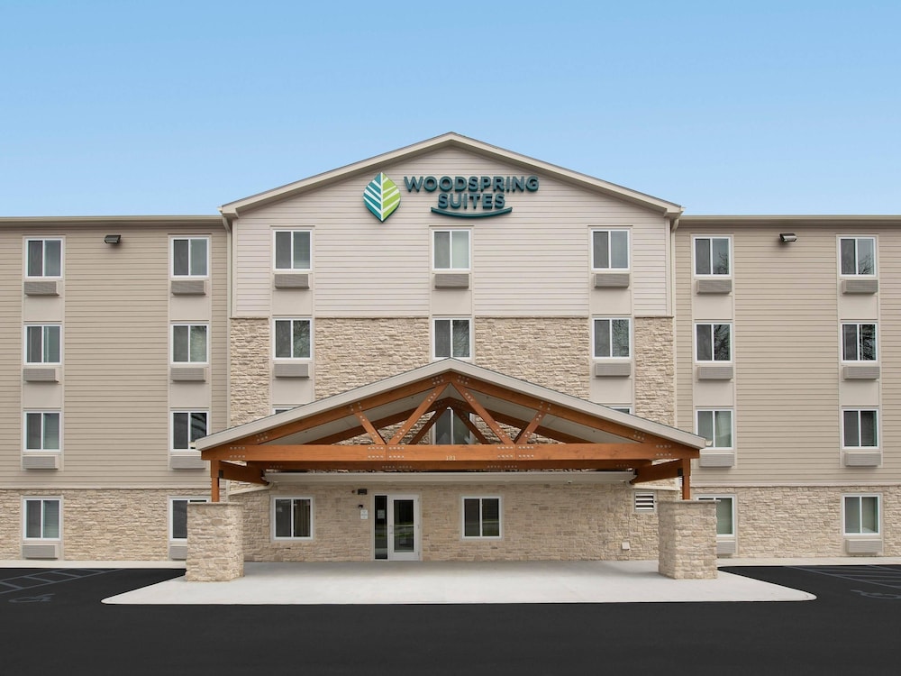 WoodSpring Suites Merrillville 2/41