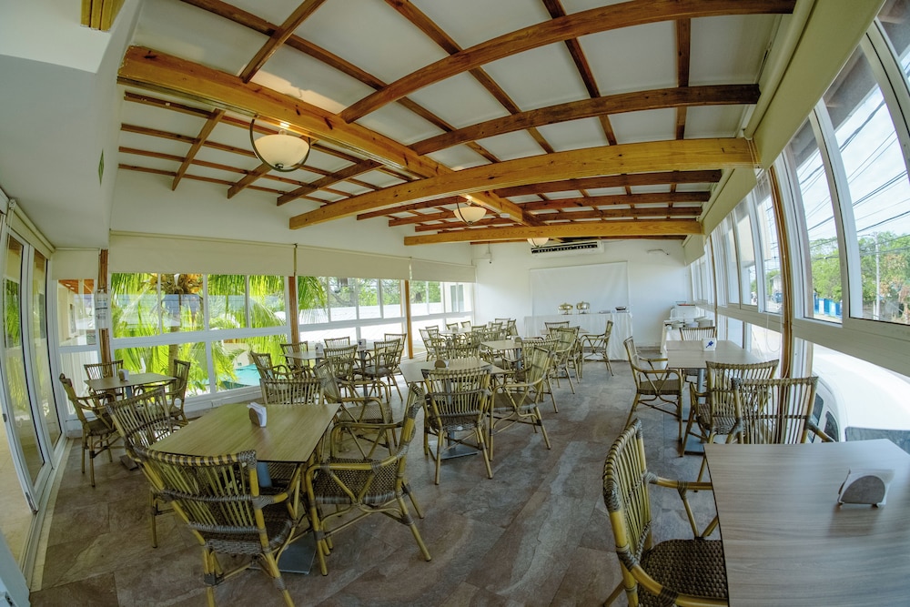 Hotel Isla Bonita 48/59