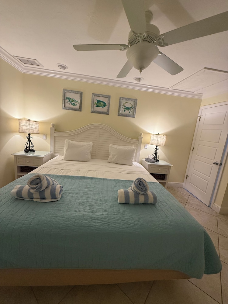 Siesta Key Inn 17/50