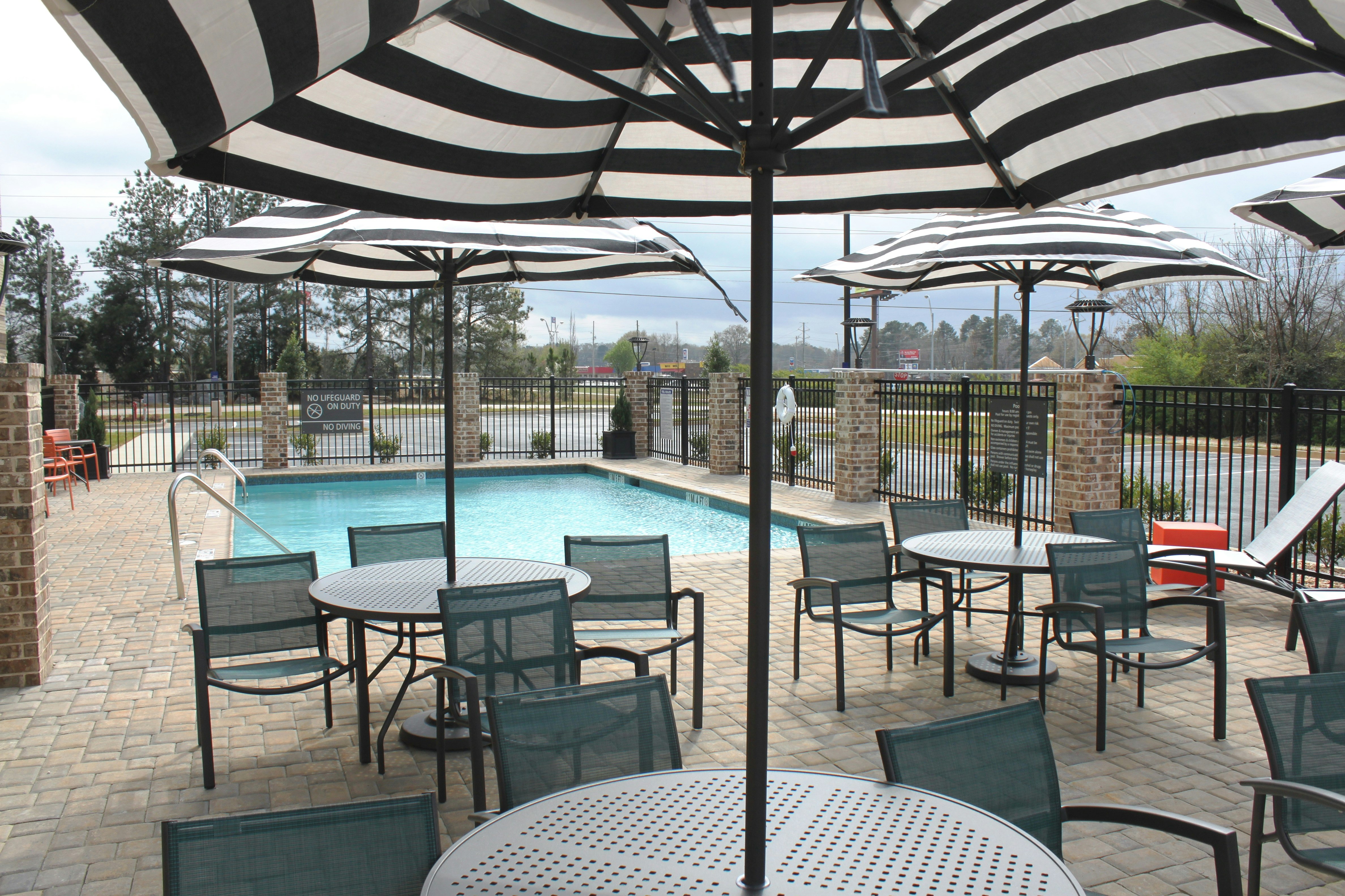 Hampton Inn Forsyth Ga 36/46