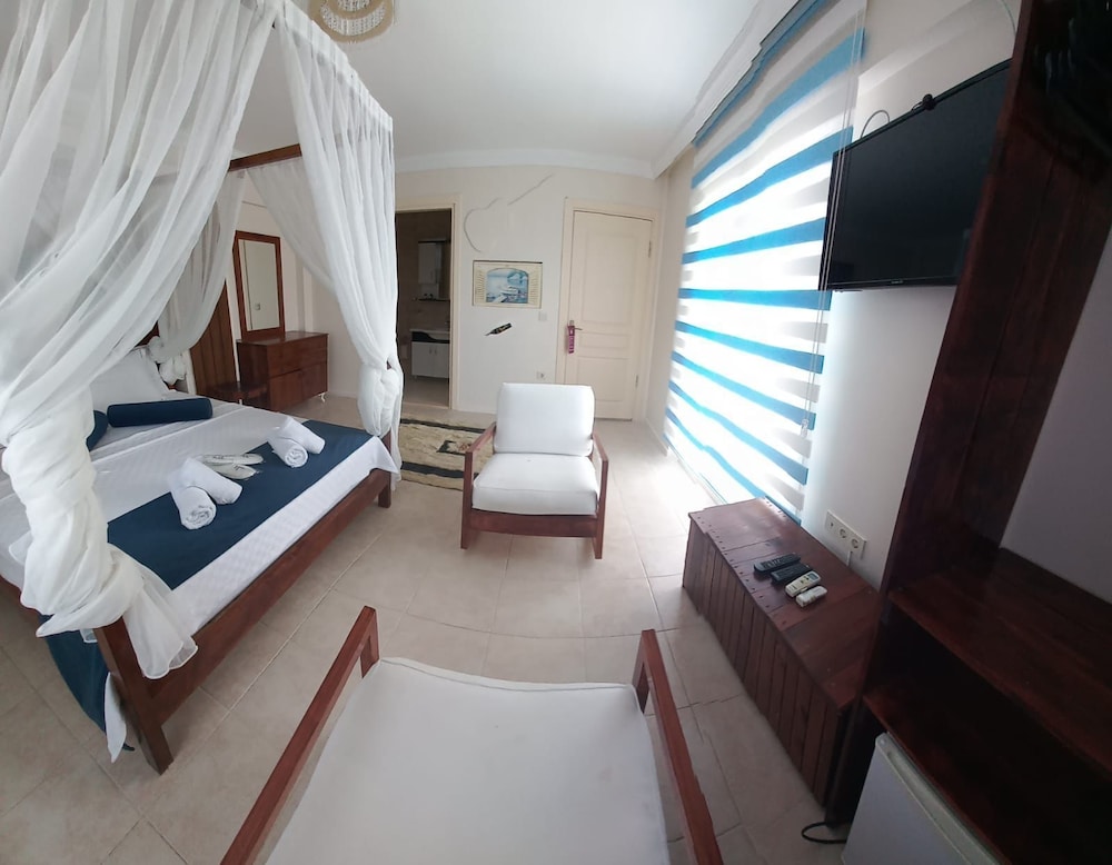 Hotel Antonio 6/40