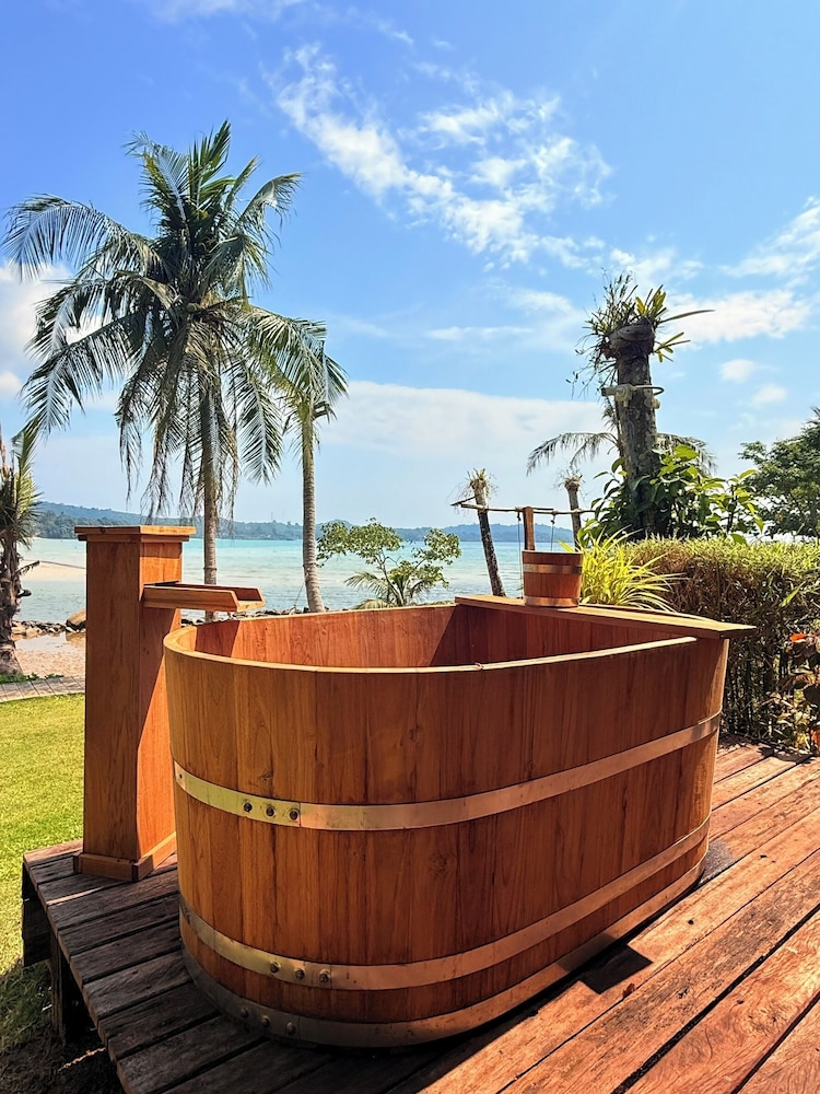 Tolani Resort Kohkood 7/50