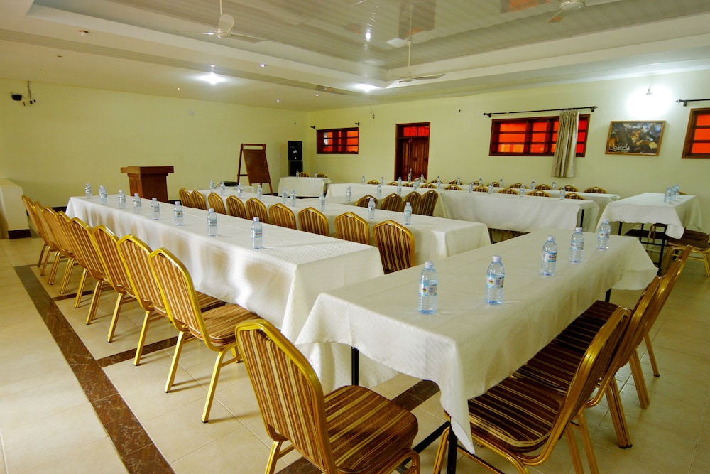 Kalya Courts Hotel 37/50