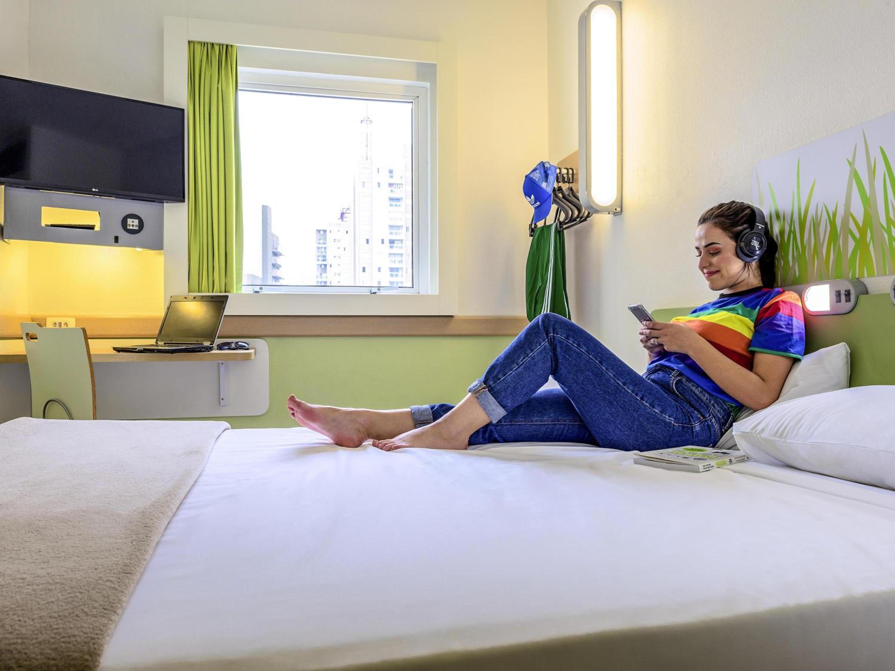 Superior, Queen Bed
