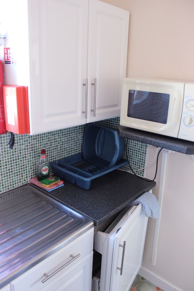 Sandpiper Holiday Apartments 48/50