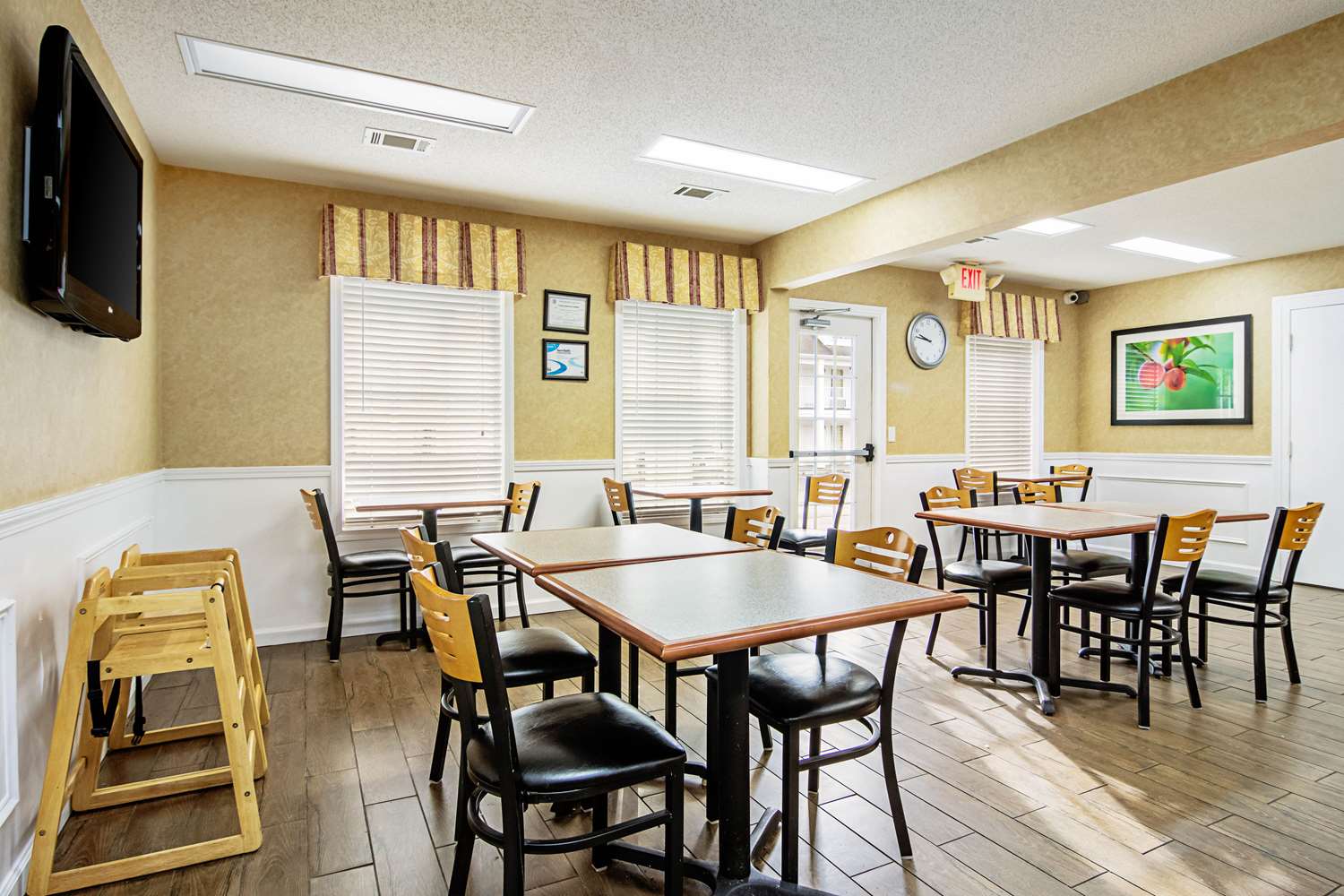 Quality Inn Thomaston 25/37