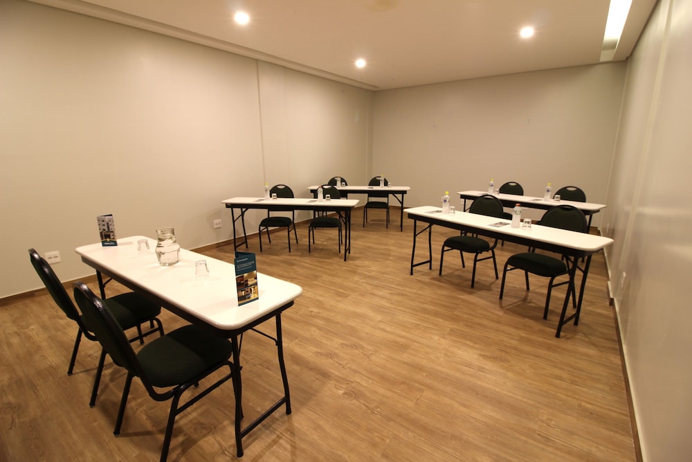 Impar Suites Barao De Cocais 33/34