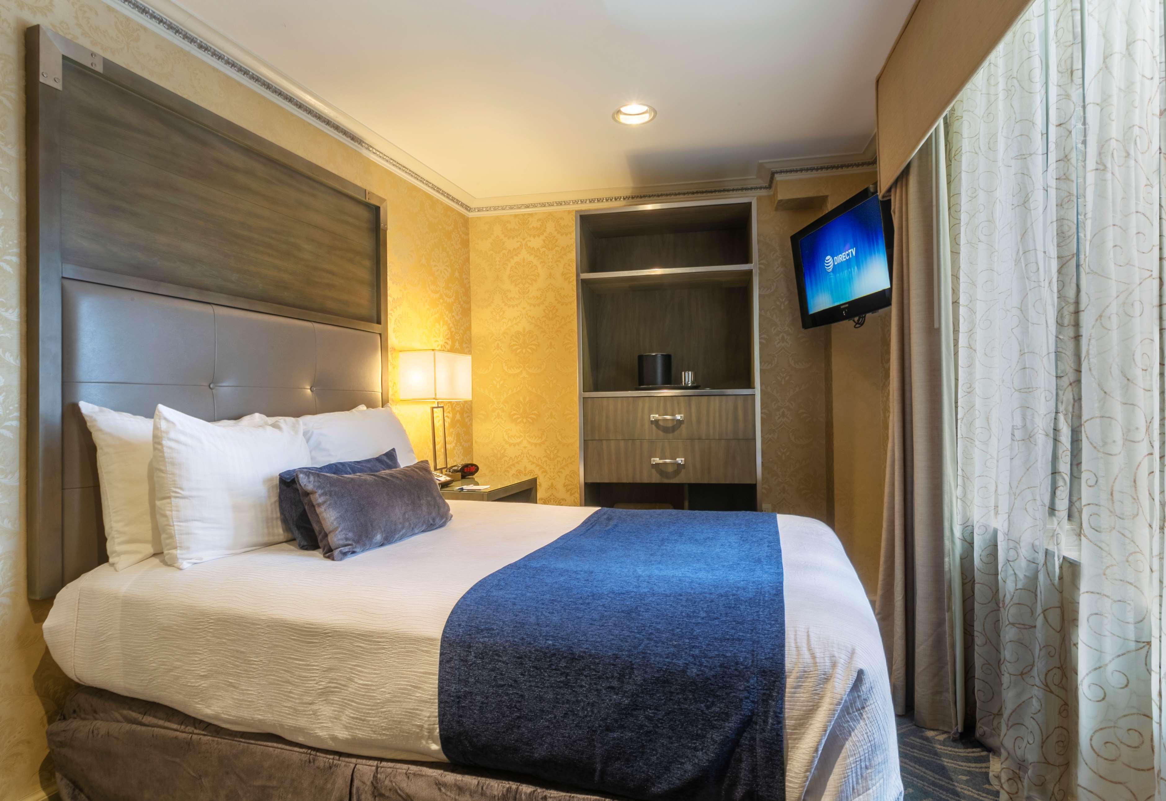 Room, Double Bed