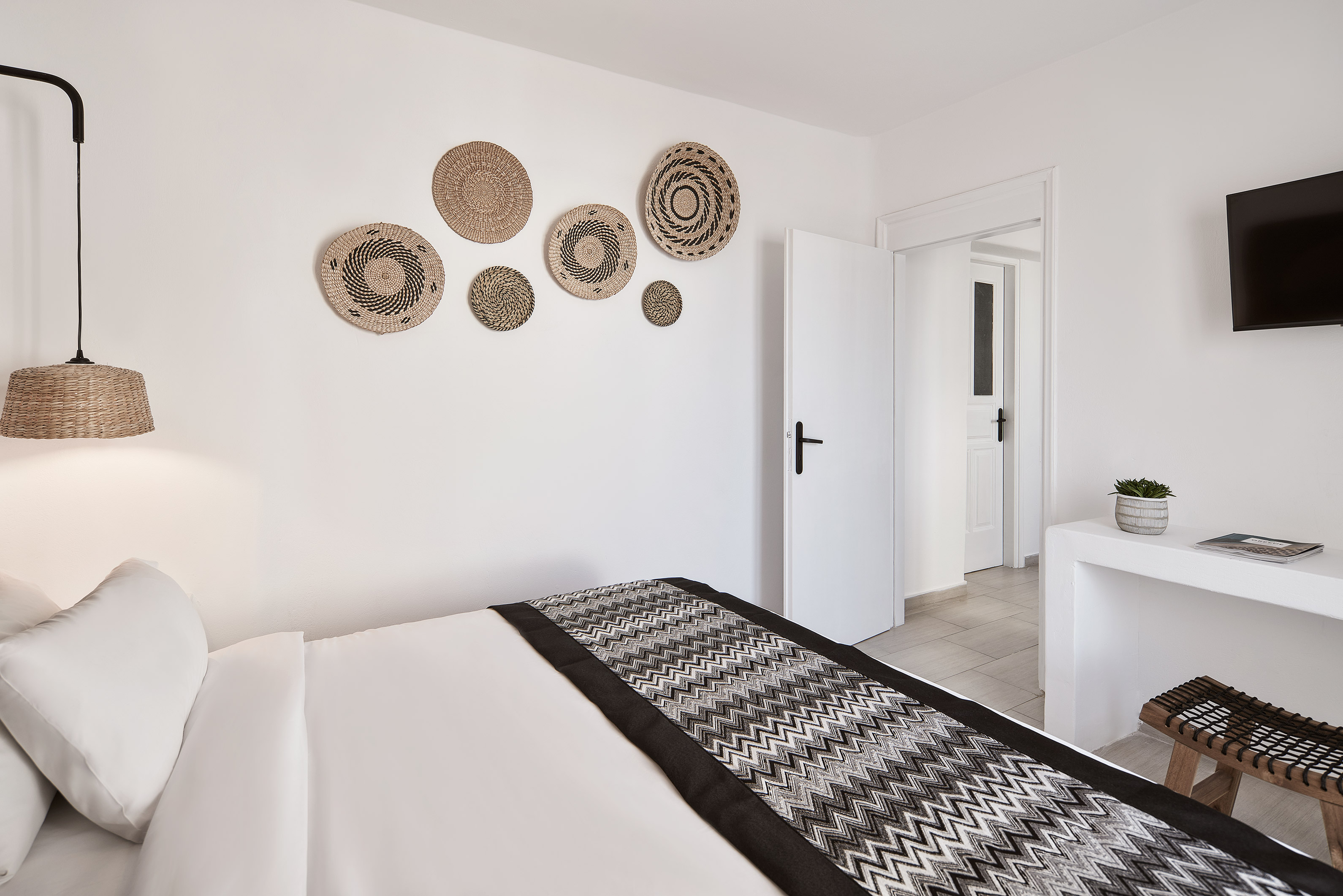 2 BEDROOMS, FAMILY SUITE