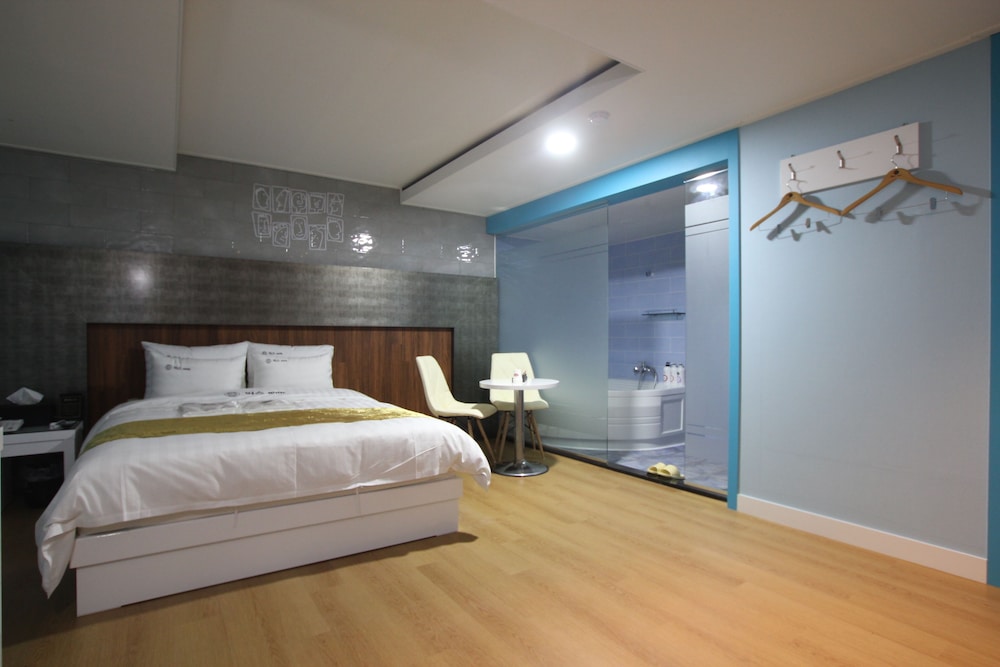 Mix Motel Jeonju 11/97