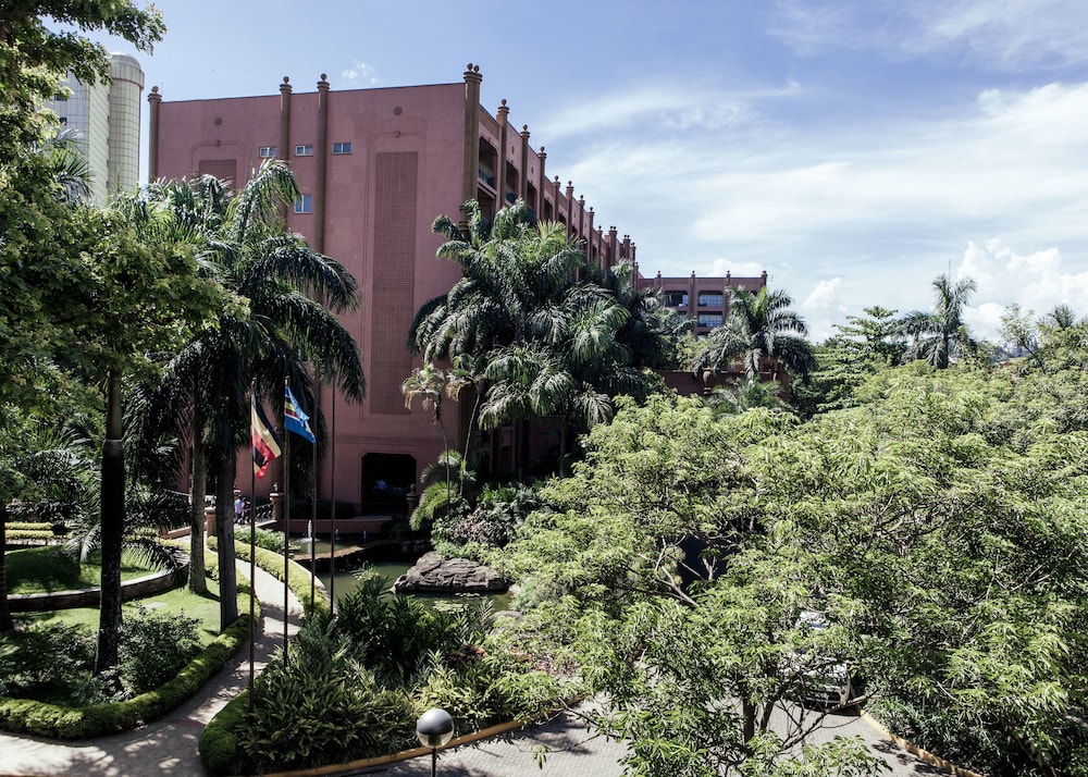 Kampala Serena Hotel 53/60
