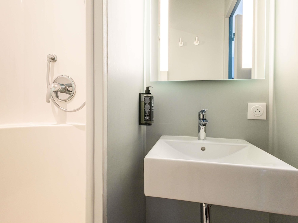 Ibis Budget Nanterre La Defense 51/52