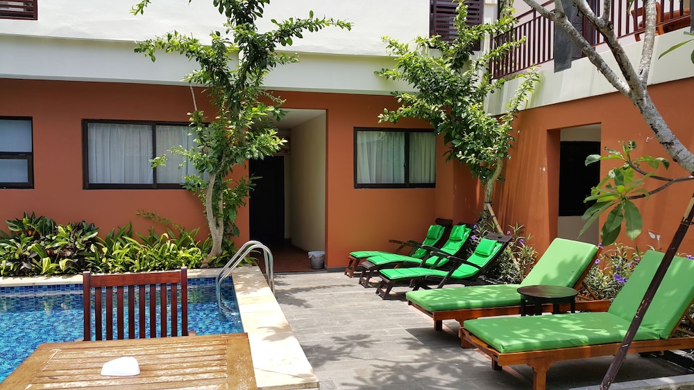 The Hill Ungasan House 63/64