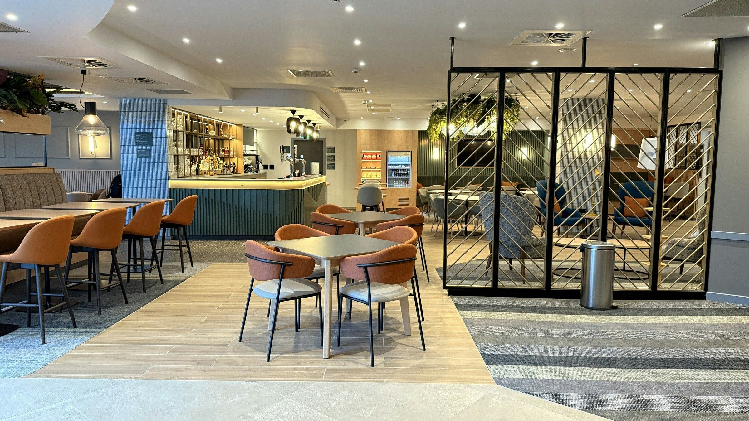 London Luton Vale Hotel 29/37