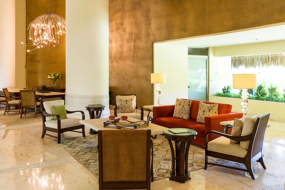 Ambassador At Grand Velas 44/66