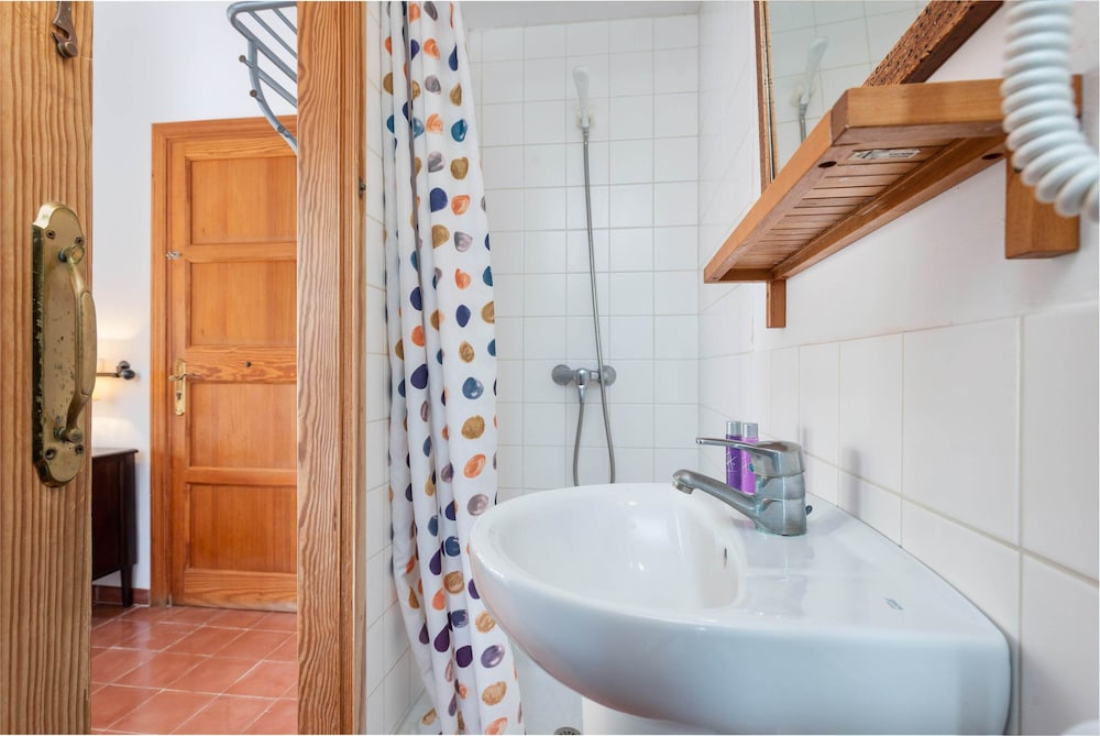 Petit Hotel Hostetgeria La Victoria 45/46