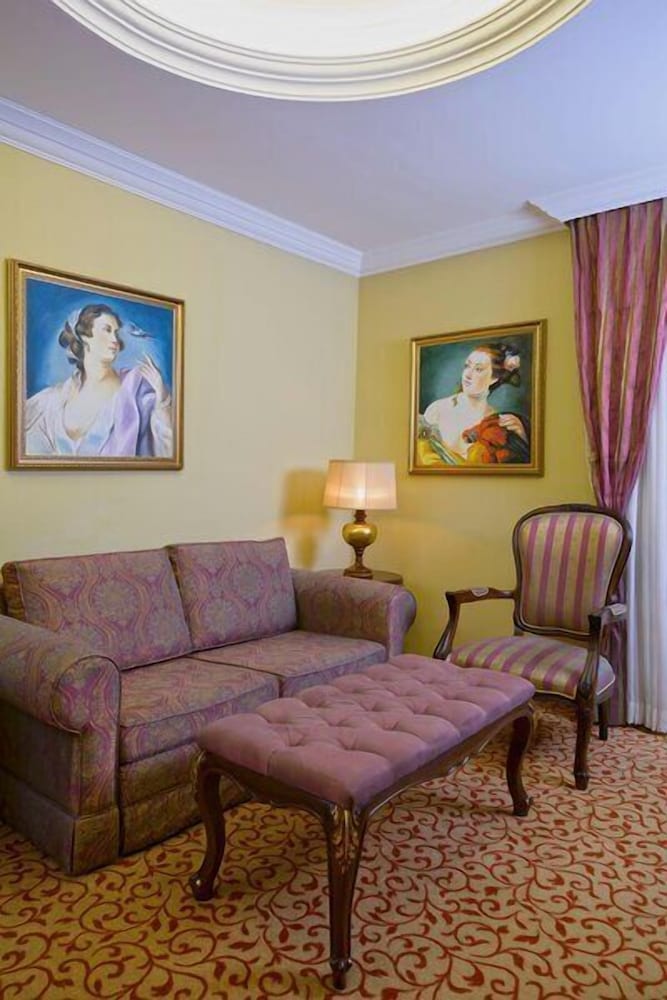 Antique Roman Palace - Adults Only Ultra All Inclusive 28/50