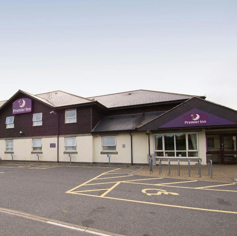 Premier Inn Hayle 23/25