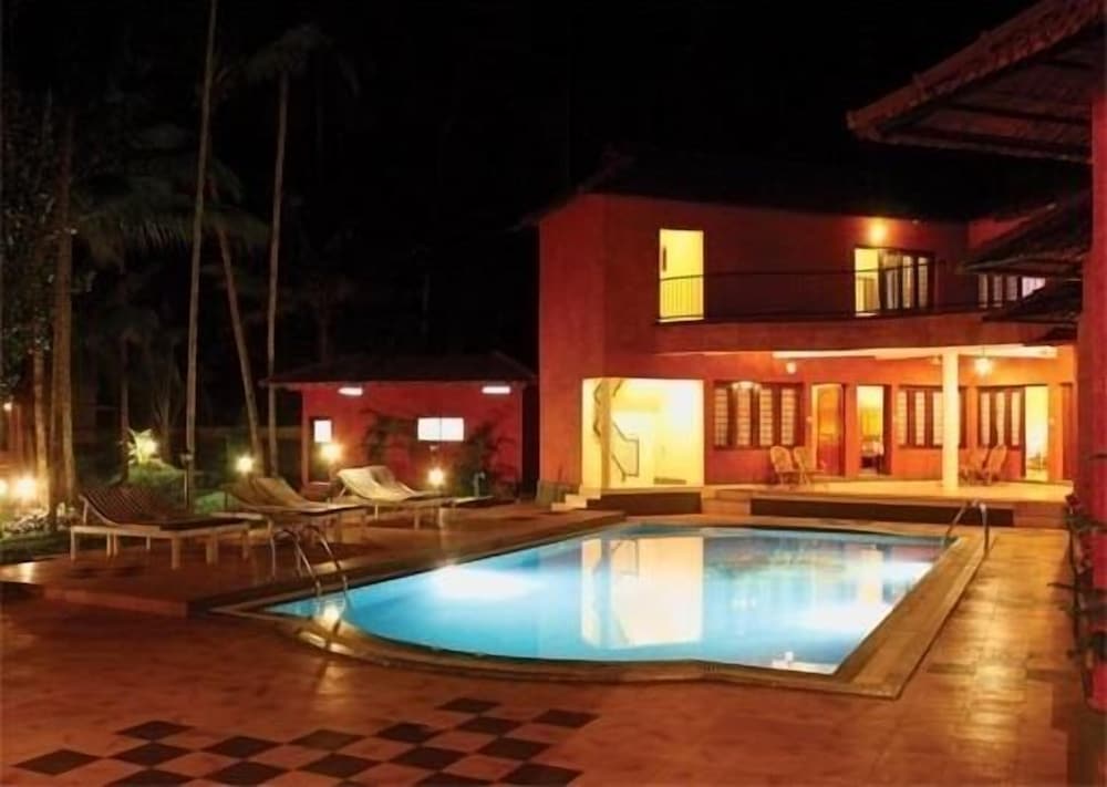 Deshadan Cliff And Beach Resort Varkala 47/50