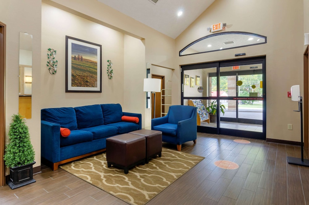 Comfort Inn Atkins 26/37