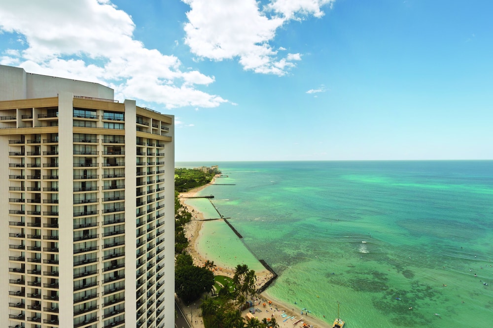 Hyatt Regency Waikiki Beach Resort and Spa 4/50