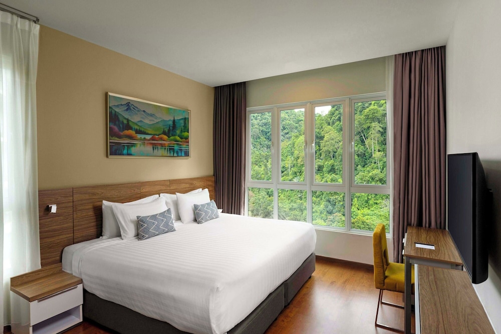 Deluxe Suite Lakeview