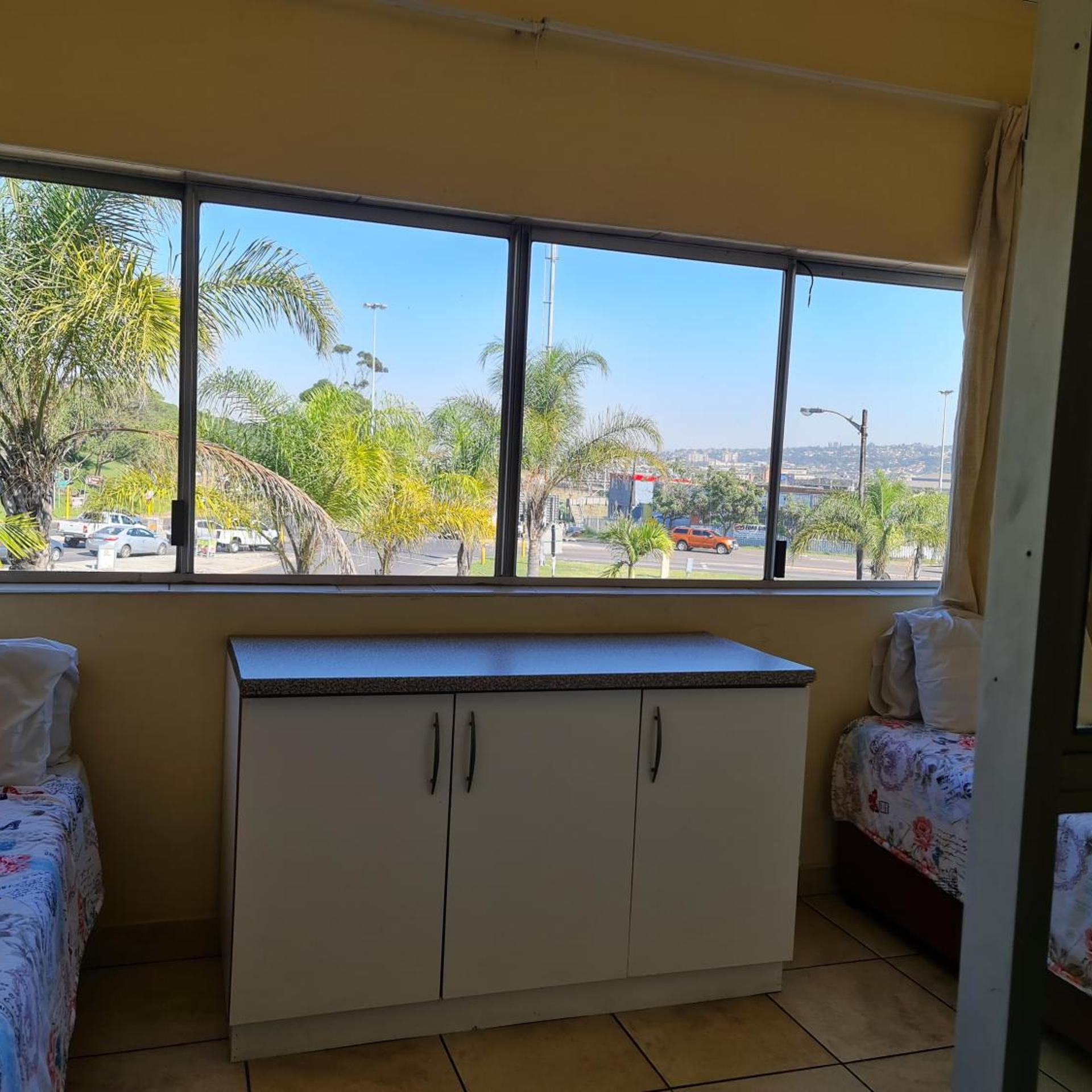 Bluff Accommodation - Aybriden Self-Catering 30/50