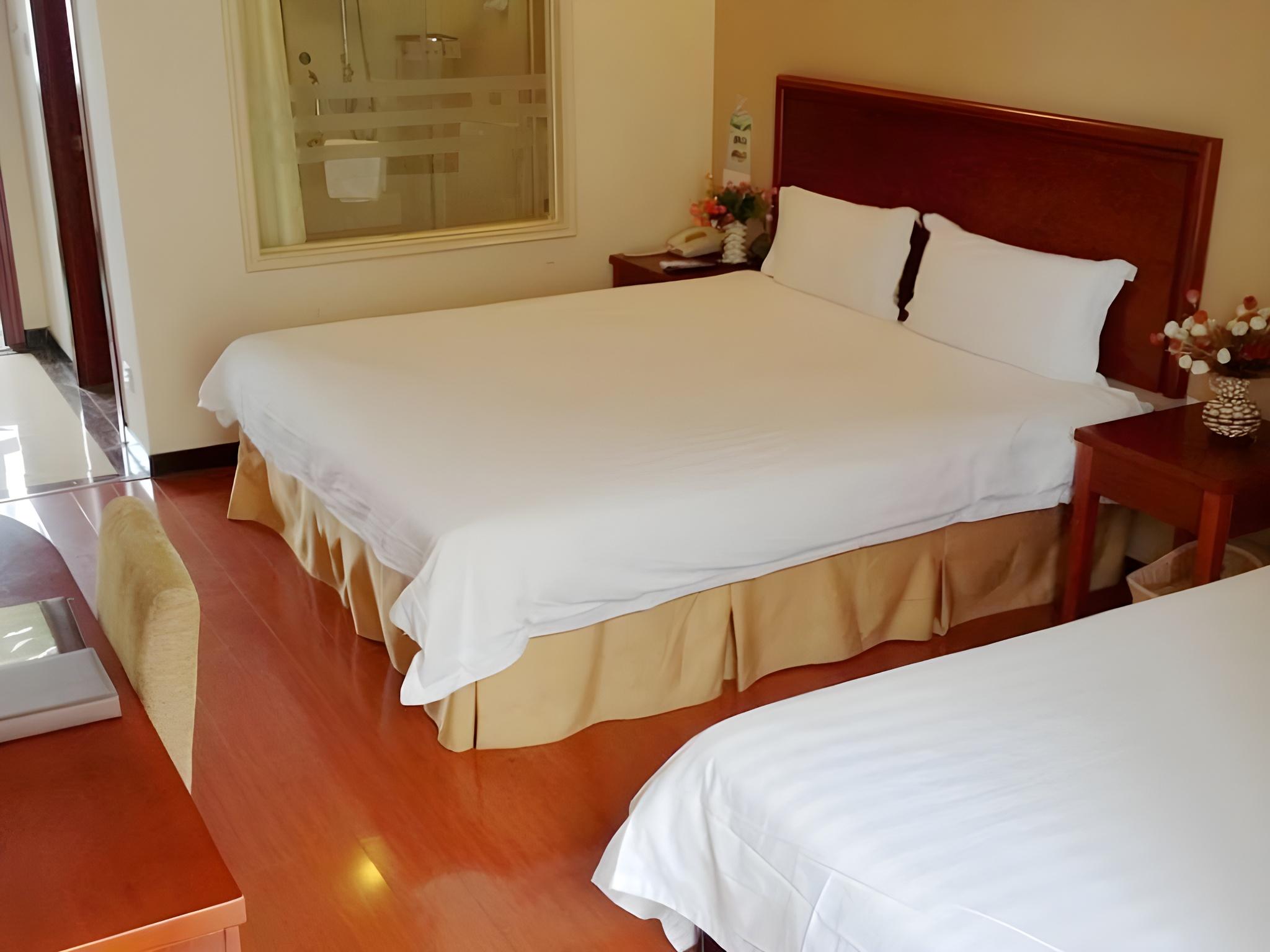 Room at Greentree Inn Beijing Haidian District Xisanqi Bridge Hotel, BEIJING