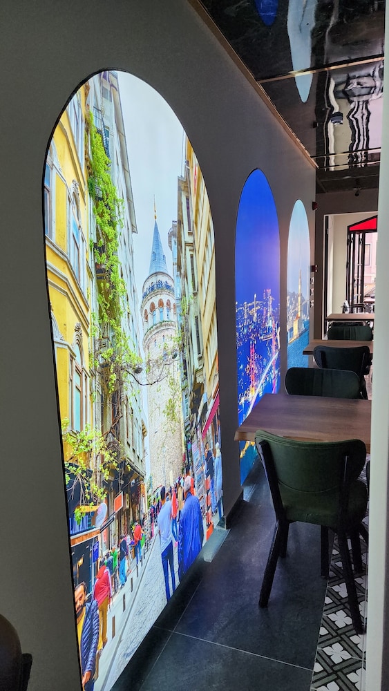 Taksim Bosphorus Hotel 46/50