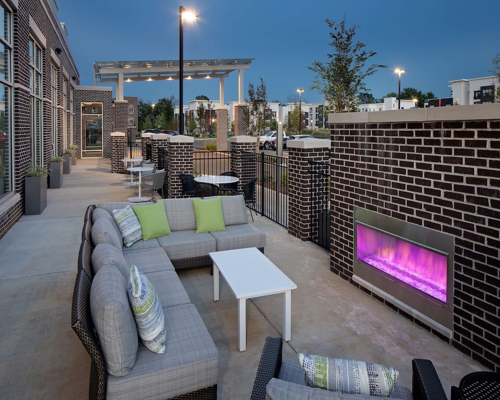 Hyatt Place Murfreesboro 16/31