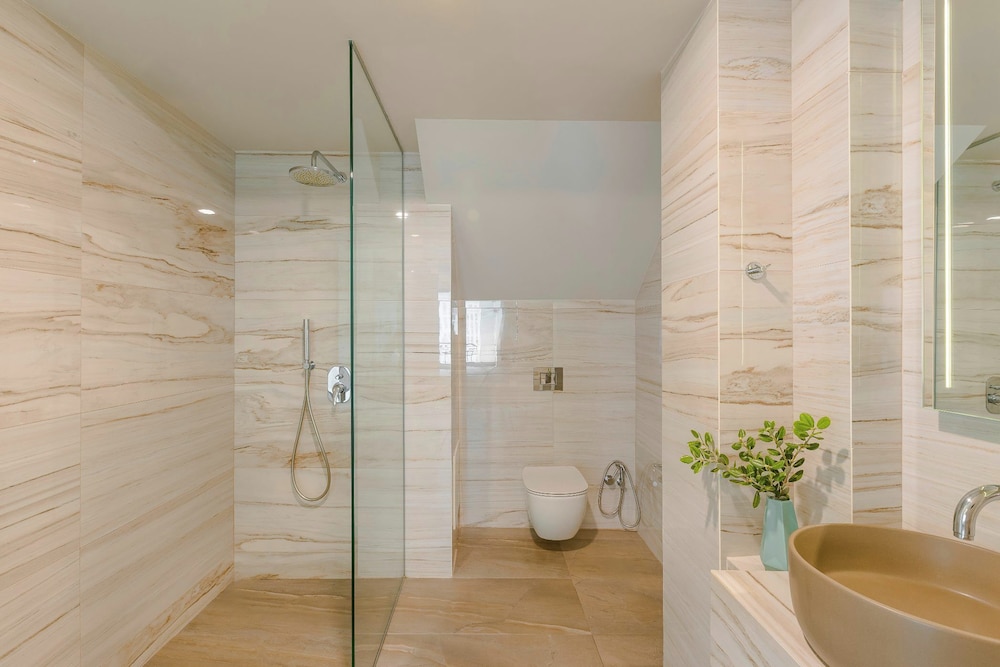 Querini Luxury Suites 45/46