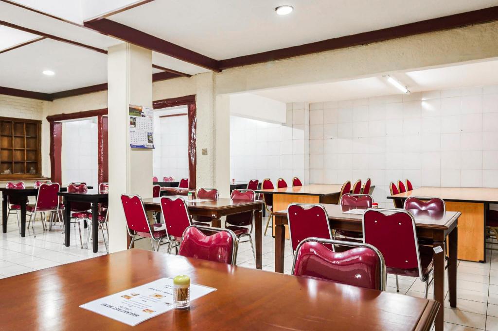 Reddoorz Jalan Jaksa 27/34