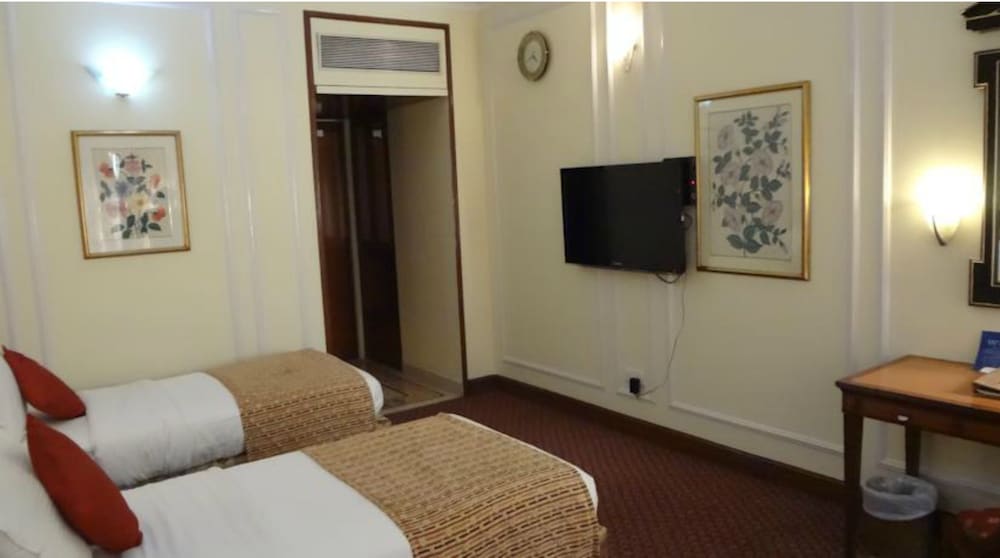 Hotel Residency Andheri 23/55